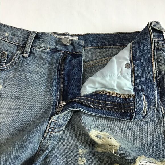 Free People Lacey Crochet Trimmed Denim Cutoff Shorts In True Blue New Size 29 - Picture 6 of 9